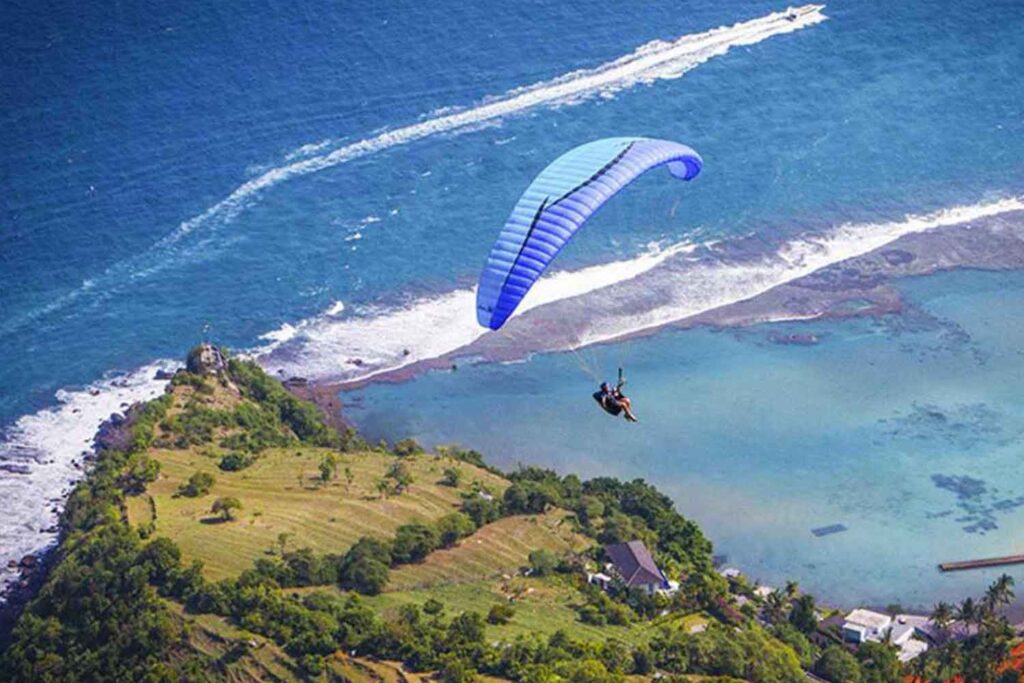 Paragliding